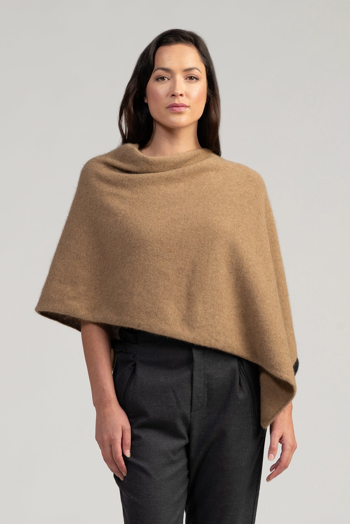 Two Tone Poncho One Size / Camel/jet Womens