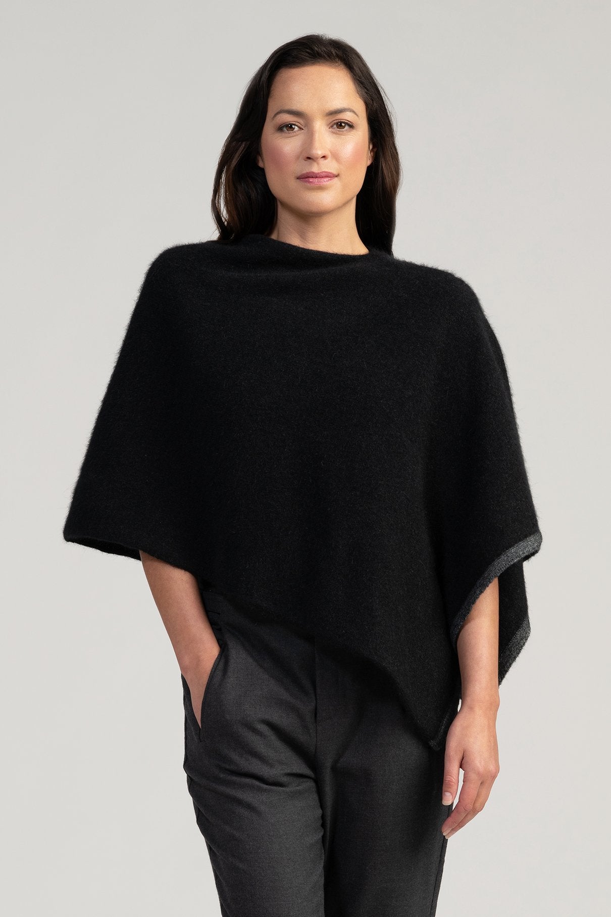 Two Tone Poncho One Size / Jet/slate Womens