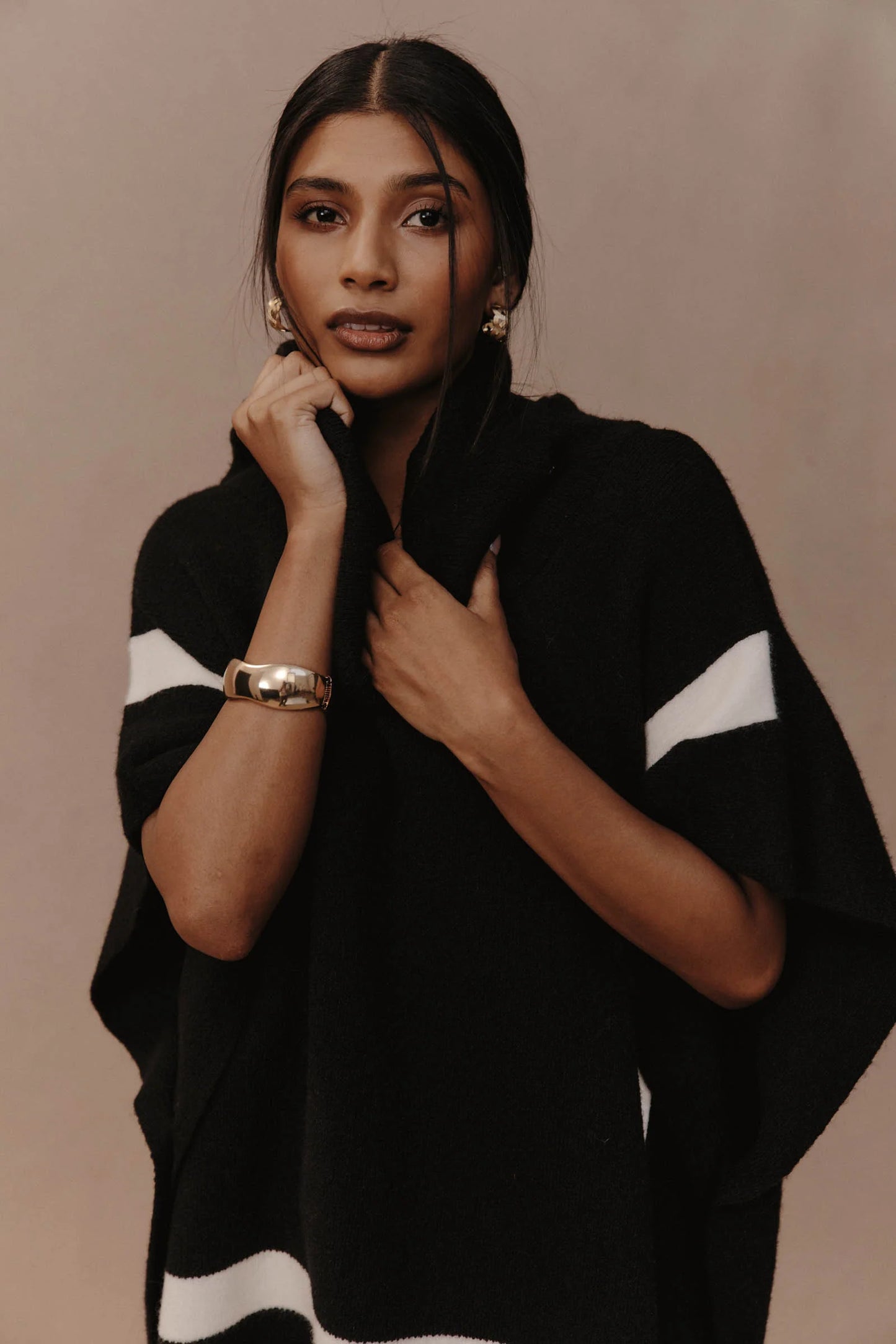 Avino Poncho