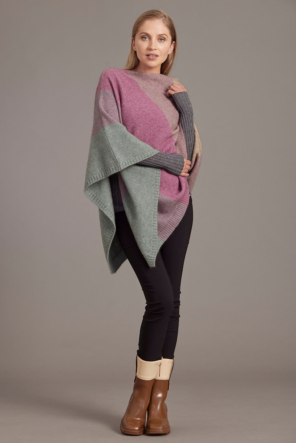 Ombre Poncho