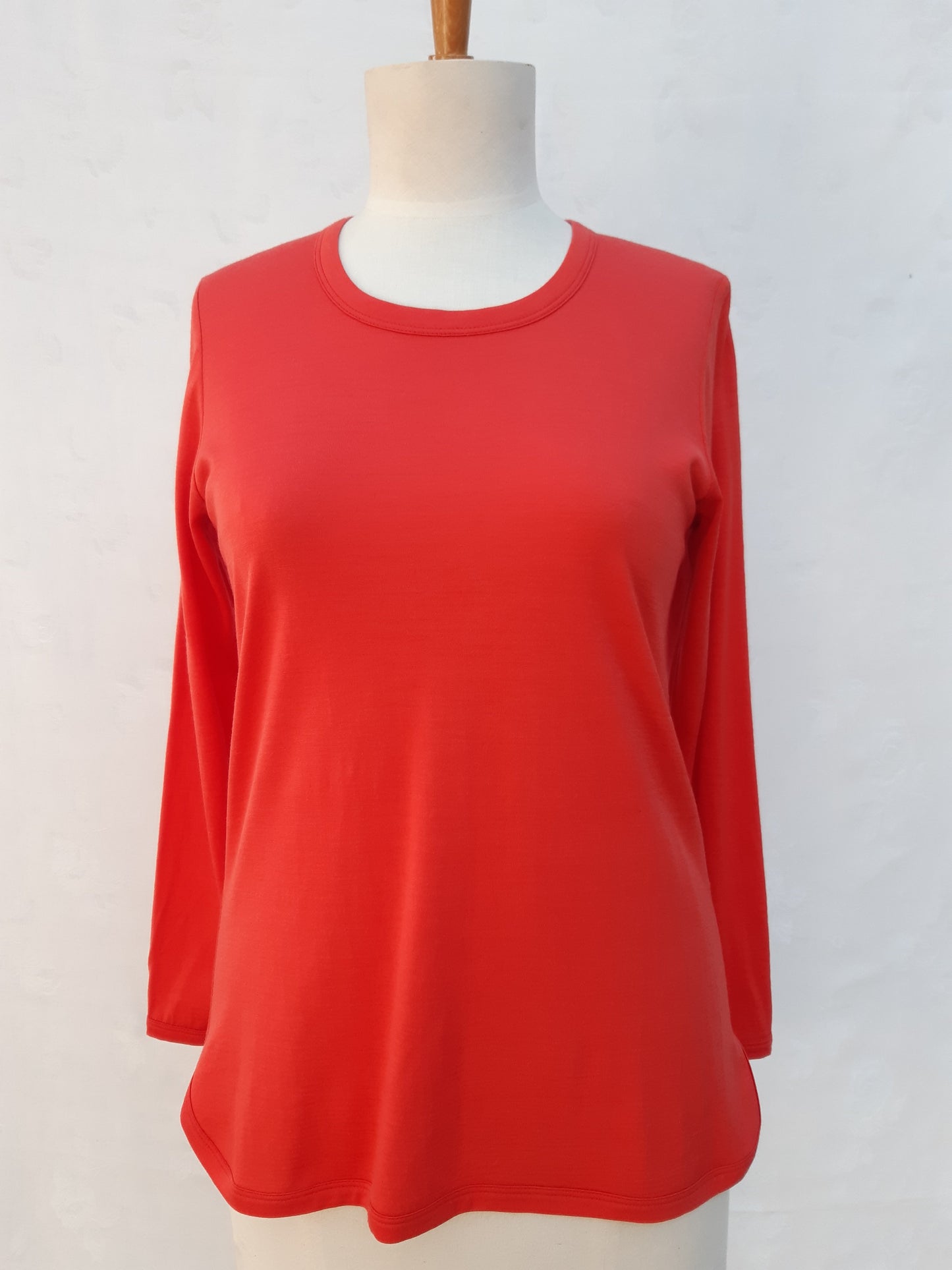 Curve Hem Top Womens