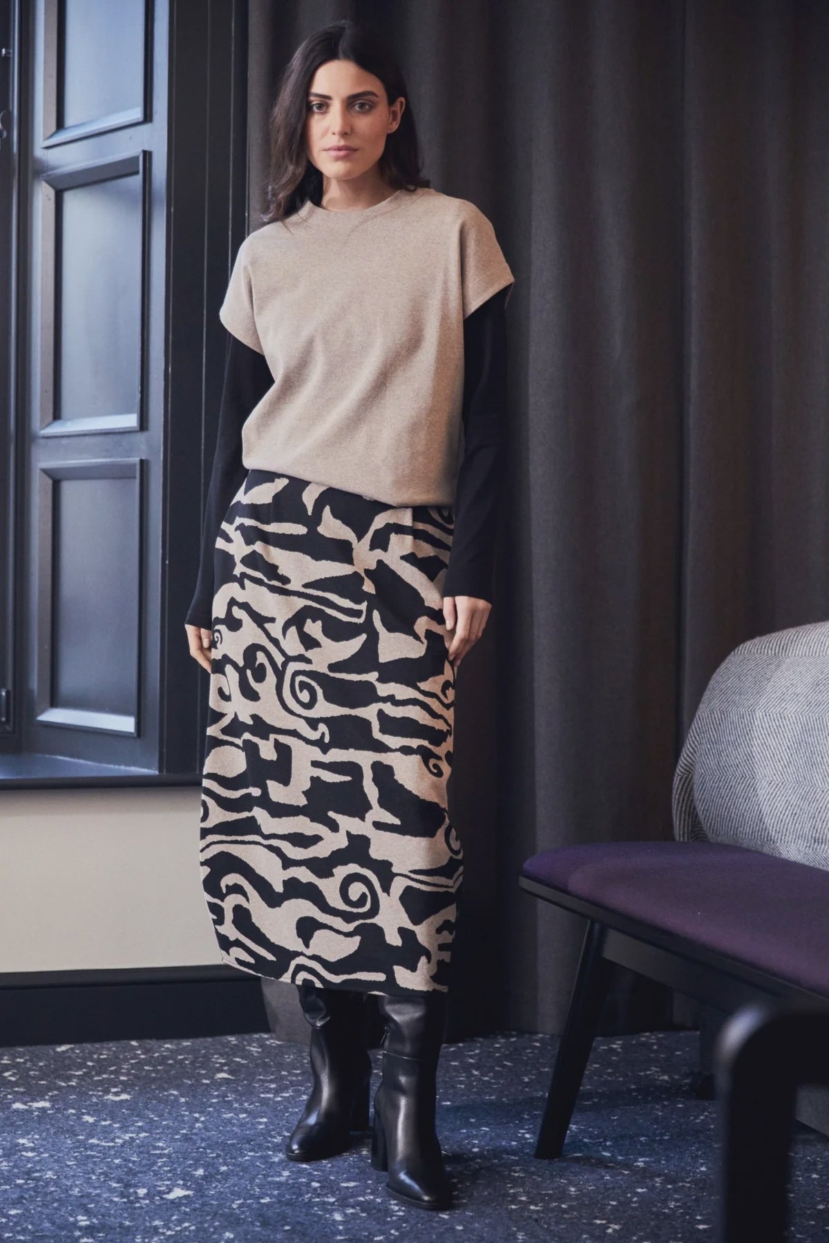 the-merino-story-peruzzi-jacquard-print-skirt