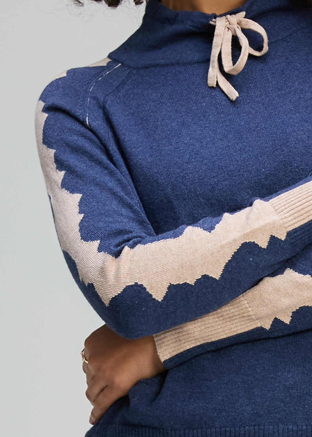 Graphic neck cord
