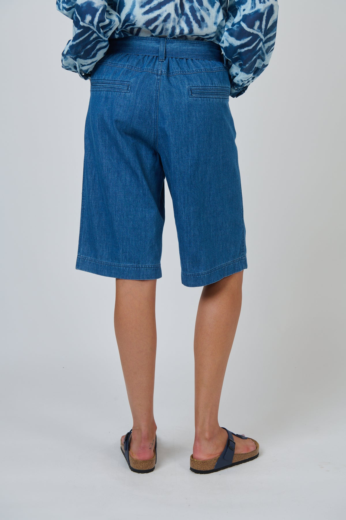 Tie Short
