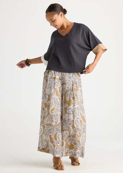 Contrast Cuff Top