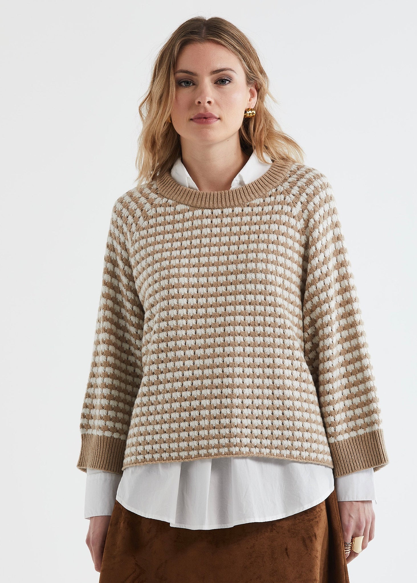 the-merino-story-zaket-and-plover-textured-jumper