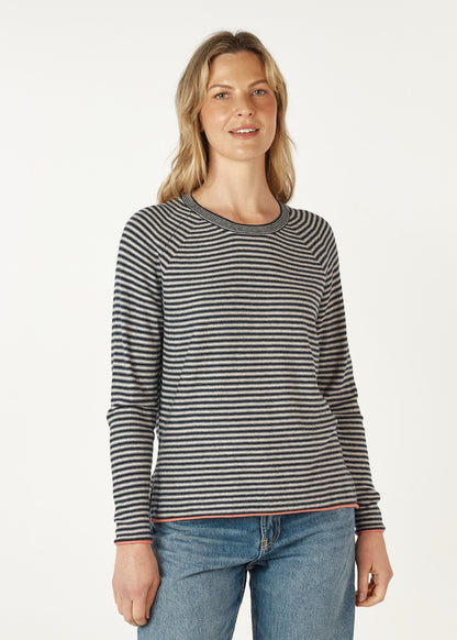 the-merino-story-zaket-and-plover-essential-stripe-crew
